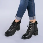 Ghete dama piele Dove negre
