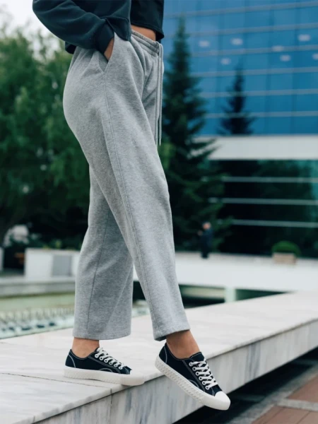 Tenisi dama Yalla negri