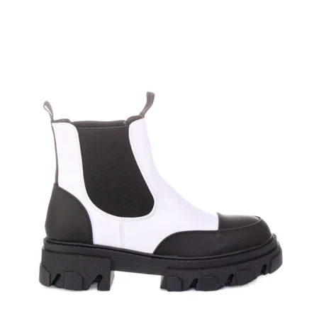 Ghete dama Eryn albe