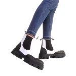 Ghete dama Eryn albe