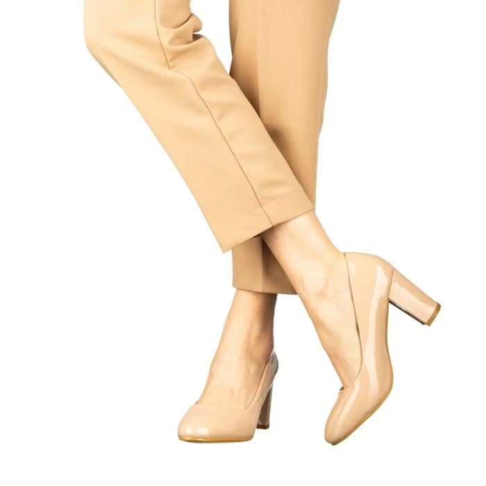 Pantofi dama cu toc bej din piele ecologica Crenta