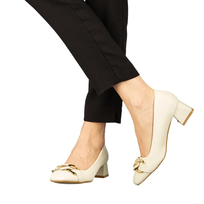 Pantofi dama cu toc bej din piele ecologica Sansiro