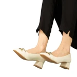 Pantofi dama cu toc bej din piele ecologica Sansiro