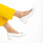 Pantofi dama albi din piele ecologica cu toc Braulia