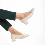 Pantofi dama bej din piele ecologica cu toc Fitria