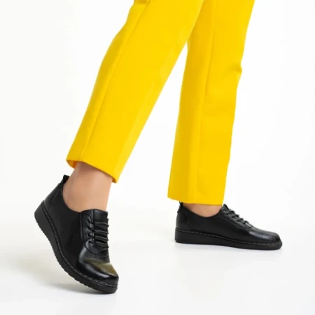 Pantofi dama negri din piele ecologica Atara