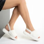 Papuci dama albi din blana sintetica Retal