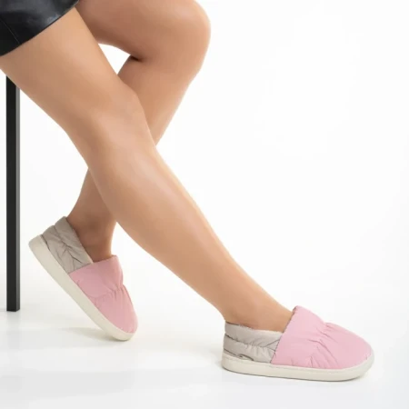 Papuci dama roz din material textil Rogina