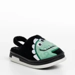 Papuci copii negri din material textil Vertis