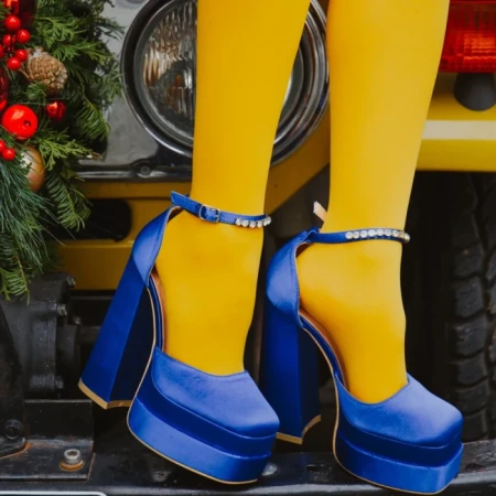 Pantofi dama albastri din material textil cu toc Amyra