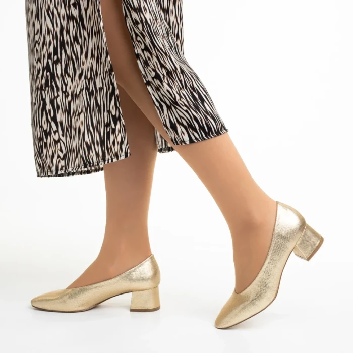 Pantofi dama aurii din piele ecologica cu toc Veda