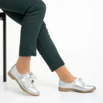 Pantofi dama argintii din piele ecologica lacuita Mitra