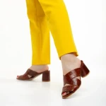 Papuci dama Marco maro din piele naturala Mohana