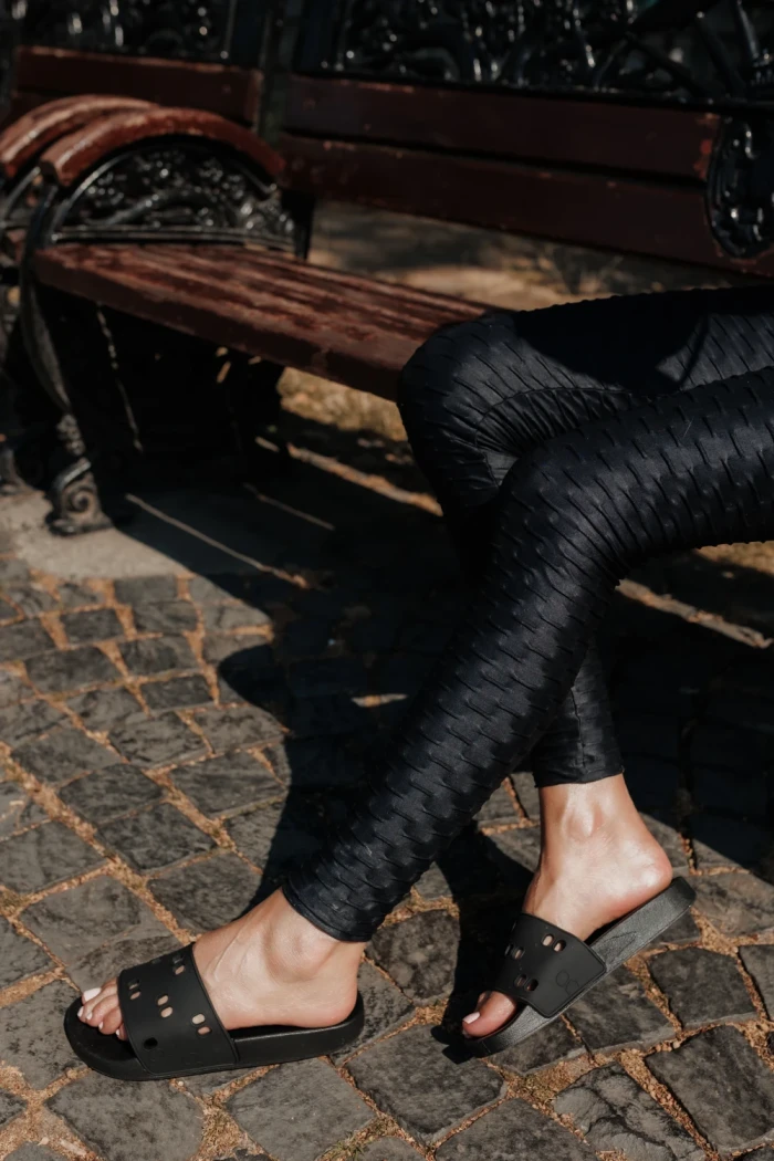 Papuci dama negri din material sintetic Raimonda