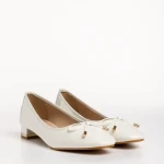 Pantofi dama albi din piele ecologica lacuita Braidy