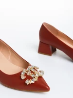 Pantofi dama maro cu toc din piele ecologica Nicolina