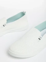 Pantofi sport barbati albi cu gri din piele ecologica Amias