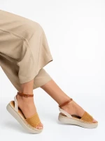 Sandale dama camel din piele ecologica si material textil Lainie