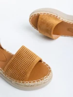 Sandale dama camel din piele ecologica si material textil Lainie