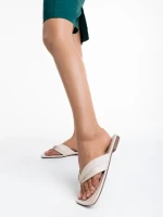 Papuci dama bej din piele ecologica Caela