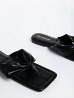 Papuci dama negri din piele ecologica Caela