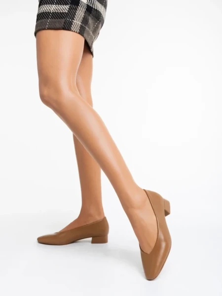 Pantofi dama camel cu toc din piele ecologica Parvina