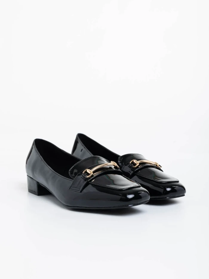 Pantofi dama negri cu toc din piele ecologica lacuita Shantay