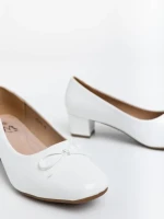 Pantofi dama albi cu toc din piele ecologica lacuita Natacha