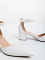 Pantofi dama albi cu toc din piele ecologica Armelle