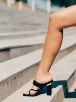 Saboti dama negri din piele ecologica Sabira