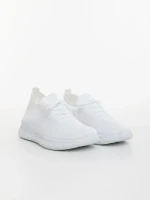 Pantofi sport barbati albi din material textil Andreo