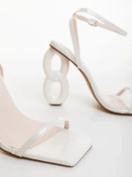 Sandale dama albe din piele ecologica lacuita Valeta