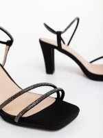 Sandale dama cu toc negre din material textil Delenia