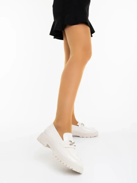 Mocasini dama bej din piele ecologica lacuita Sardor