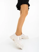 Mocasini dama bej din piele ecologica lacuita Honami