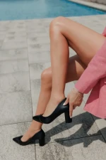 Pantofi dama cu toc negri din piele ecologica Pictoria