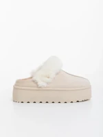 Papuci dama bej deschis din material textil Temaria