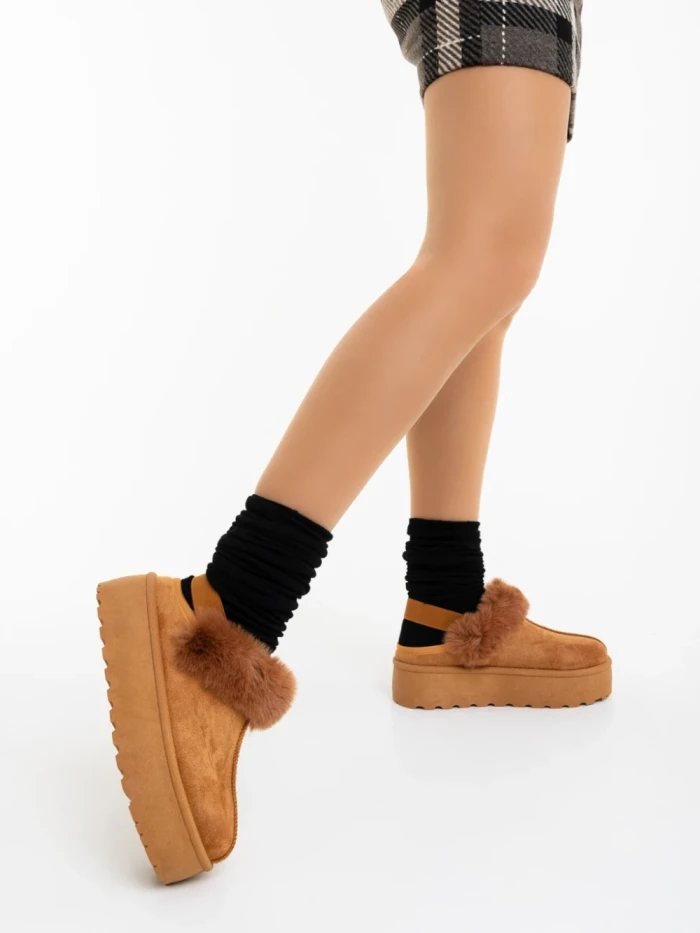 Papuci dama camel inchis din material textil Temaria