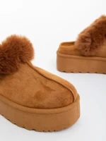 Papuci dama camel inchis din material textil Temaria