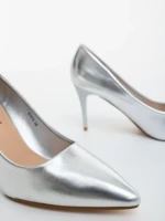 Pantofi dama cu toc argintii din piele ecologica lacuita Namura