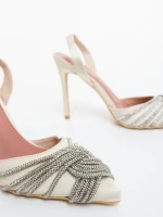 Pantofi dama cu toc bej din material textil Danara