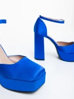 Pantofi dama cu toc albastri din material textil Brilia