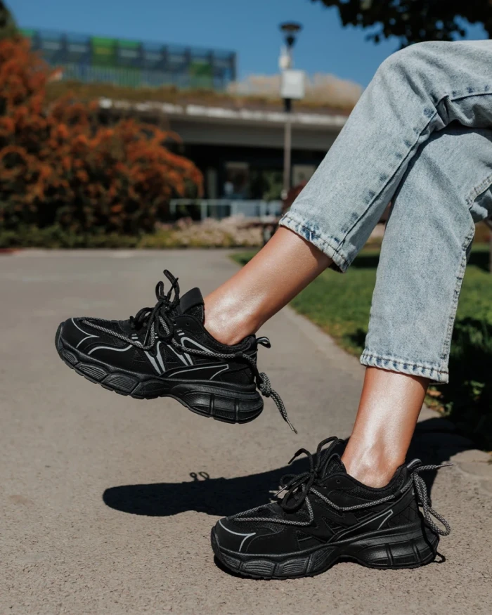 Pantofi sport dama negri din piele ecologica si material textil Lotiva