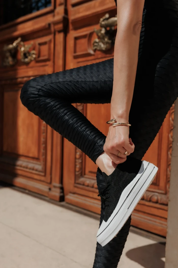 Tenisi dama negri din material textil Iraza