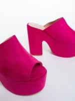 Papuci dama fucsia din material textil Lazara