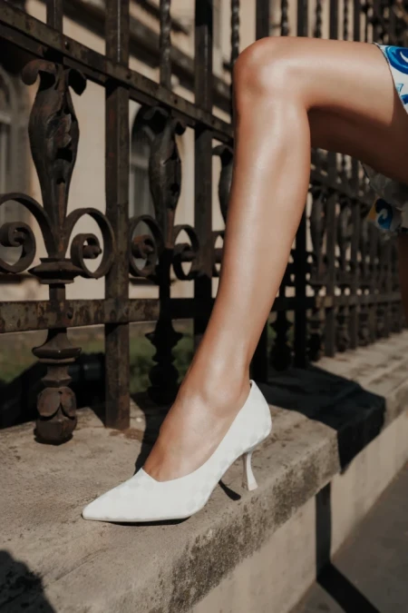 Pantofi dama cu toc bej din material textil Atelia