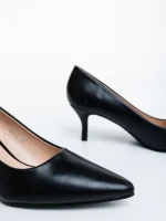Pantofi dama cu toc negri din piele ecologica Maera