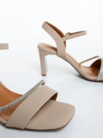 Sandale dama cu toc bej inchis din material textil Selesa