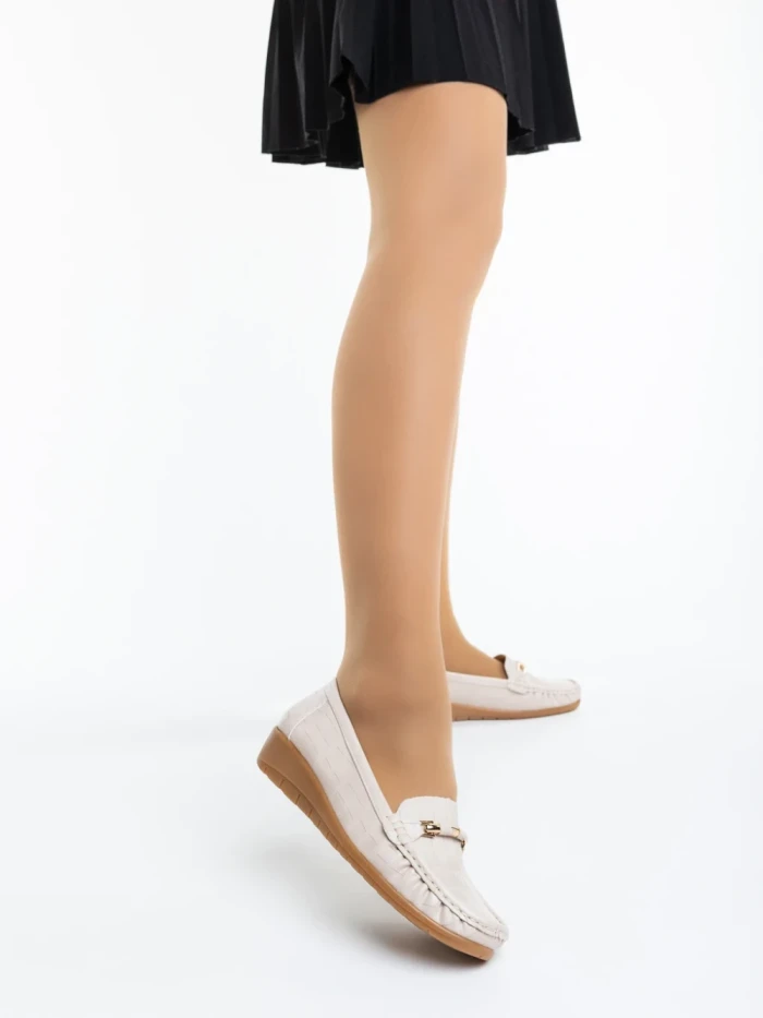 Mocasini dama bej deschis din piele ecologica Camelida