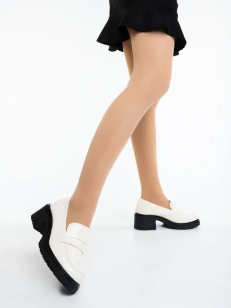 Mocasini dama bej din piele ecologica lacuita Zadal